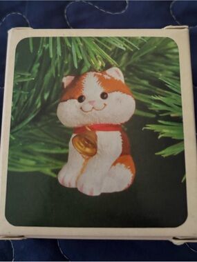 vintage 1982 Hallmark "Christmas Kitten" ornament